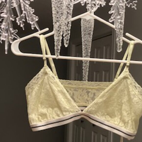 ANTHROPOLOGIE Intimates Size: Medium - Picture 2 of 5